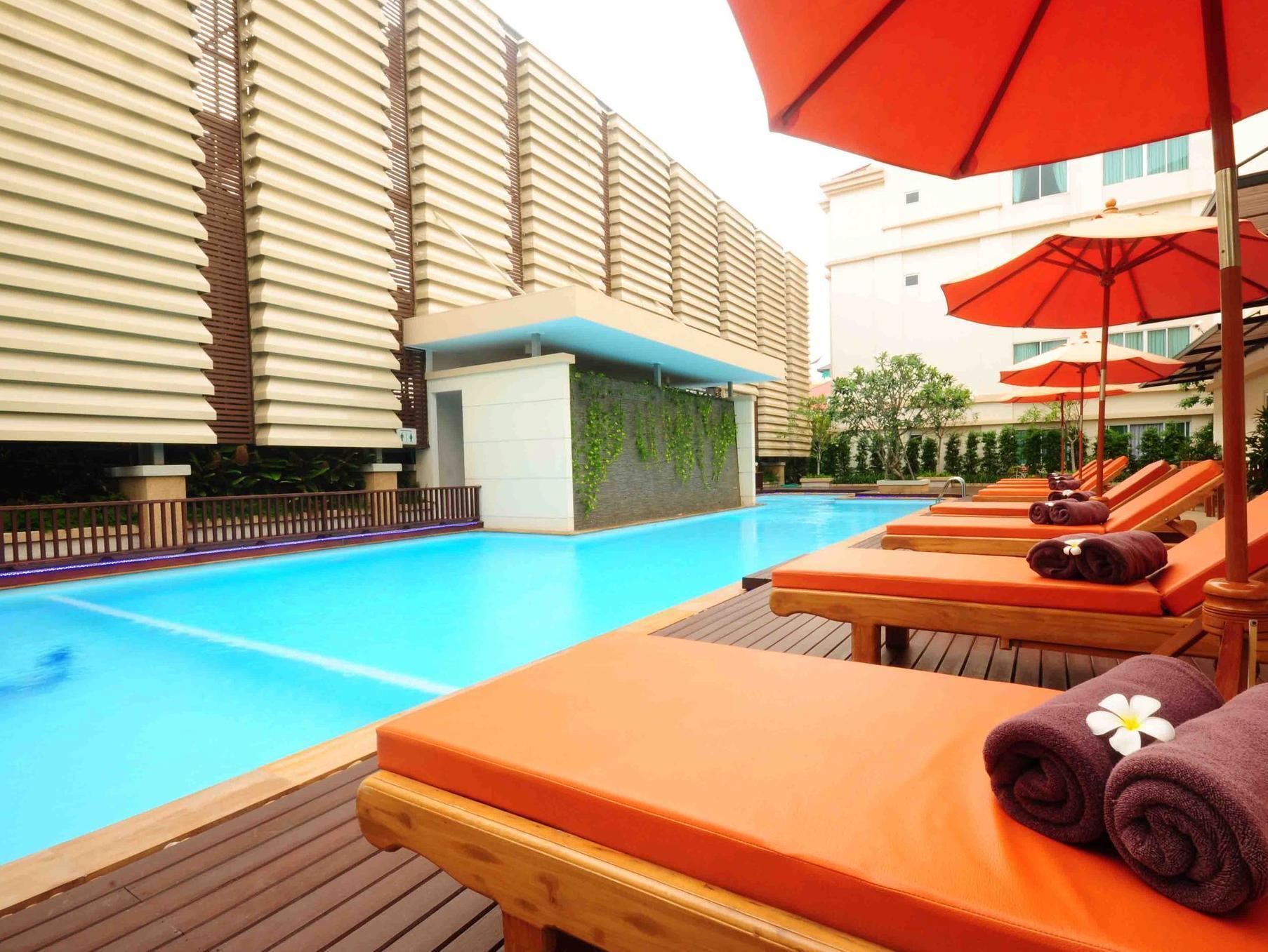 Avion Hotel Bangkok Exterior foto